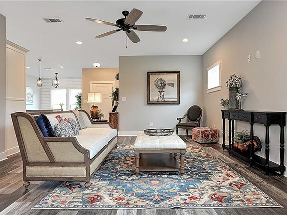 5th image of 4706 Indio Ln