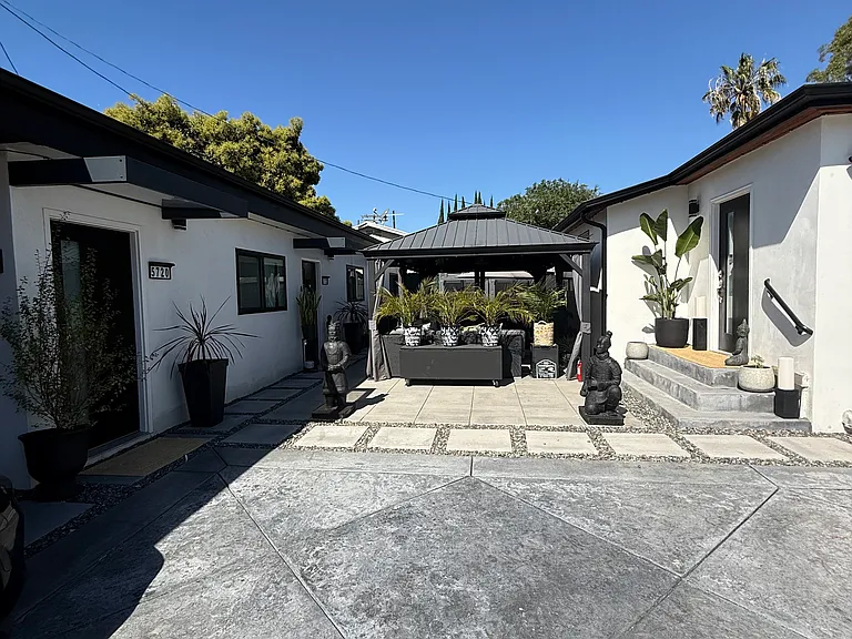 5720 Burchard Ave — Photo 20
