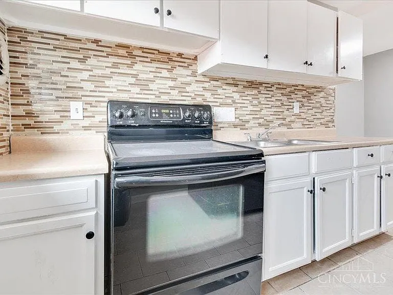 1638 Crest Hill Ave #3 — Photo 14
