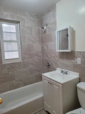 Rented by Gosen Properties | media 7