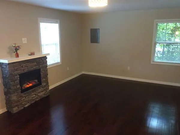 1500 Campbell Ave #4 — Photo 8