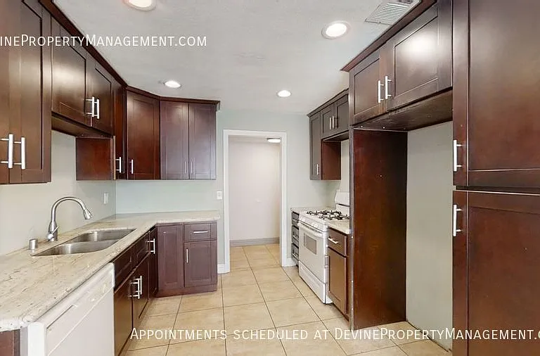 12995 Chestnut Ave — Photo 11