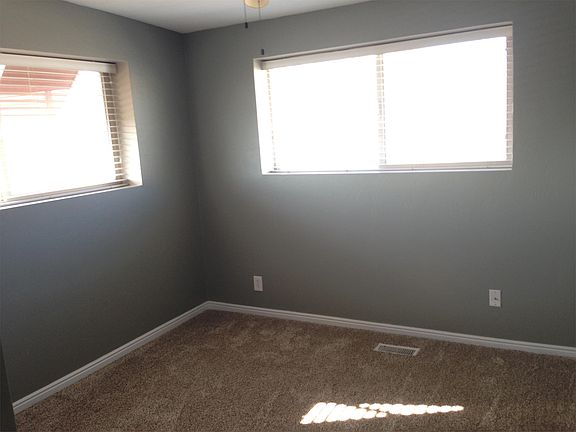 3rd image of 1334 E Woodland Ave APT 12
