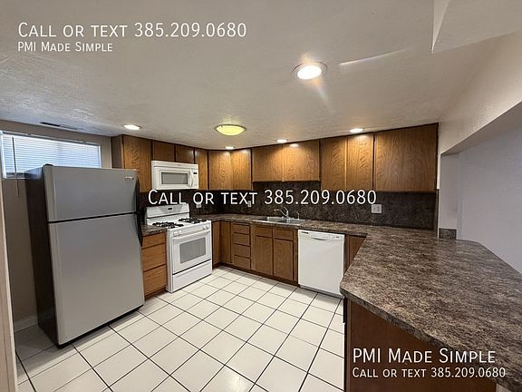 2nd image of 1924 S Columbia Ln