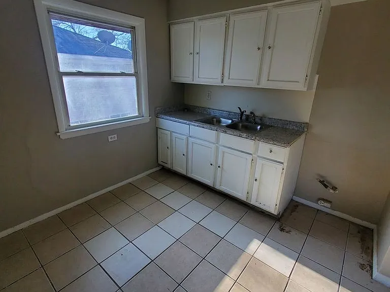 5657-5659 N 60th St. (Duplex) — Photo 2