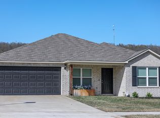 1140 Okeefe Ave, Conway, AR 72032