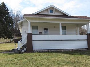 626 Regent St, Houston, PA 15342