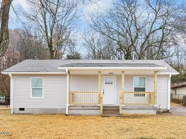 302 Susong Dr, Knoxville, TN 37912