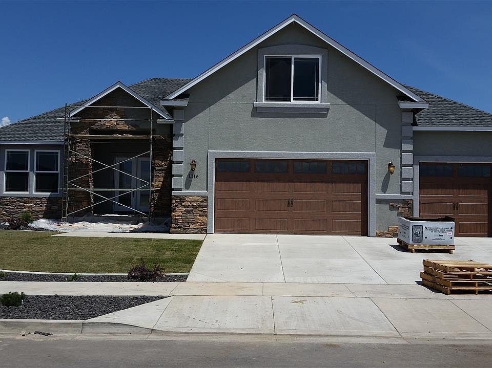 1st image of 1116 Chantel Dr