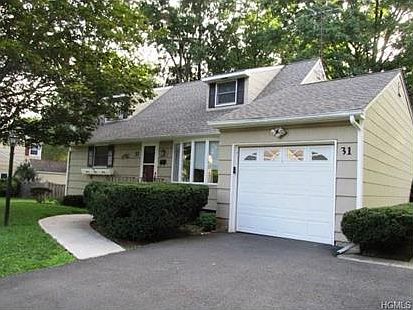 1st image of 31 Radcliff Dr