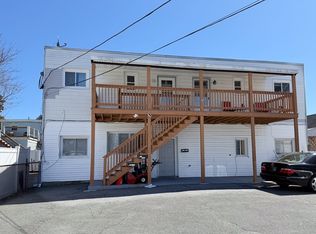 63 3rd Ave, Lowell, MA 01854