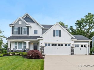 655 Sun Stone Dr SW, Byron Center, MI 49315