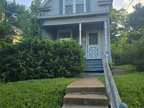 7134 Drury Ln, Saint Louis, MO 63143
