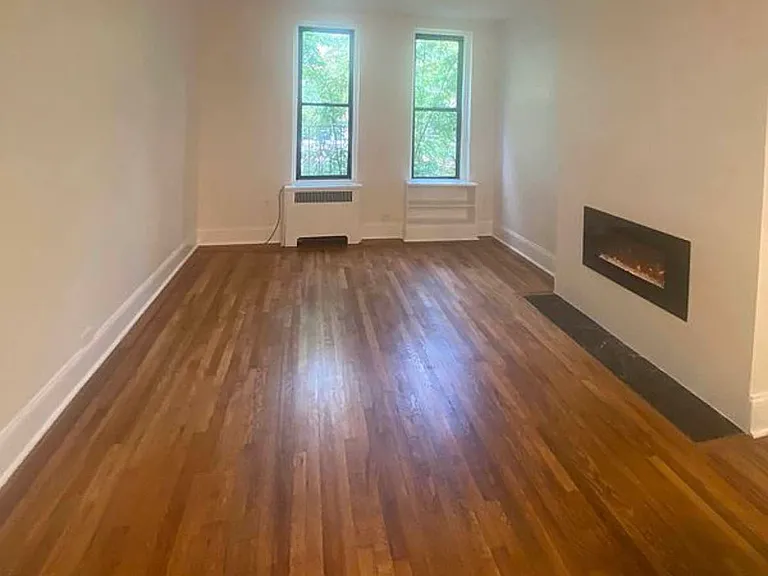 337 E 85th St #4C — Photo 1