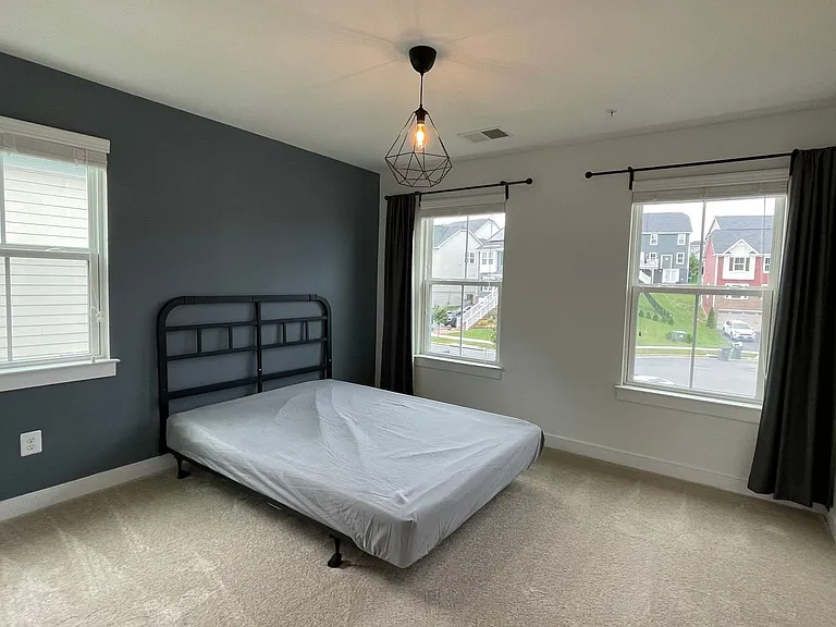 2309 Harmsworth Dr — Photo 14