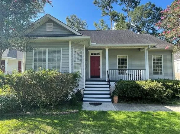 110 Woods Dr, Madisonville, LA 70447