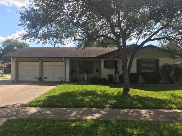1330 Easthaven Dr, Corpus Christi, TX 78412