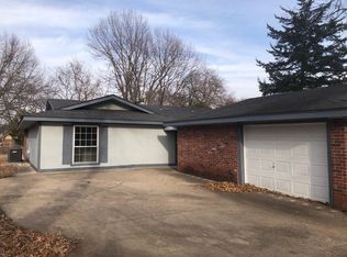 6927 E 72nd St S, Tulsa, OK 74133
