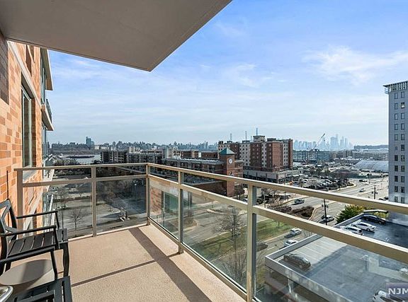 2nd image of 1006 Hudson Park #1006