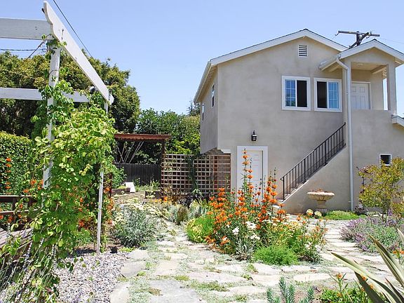 5th image of 1658 S Centinela Ave