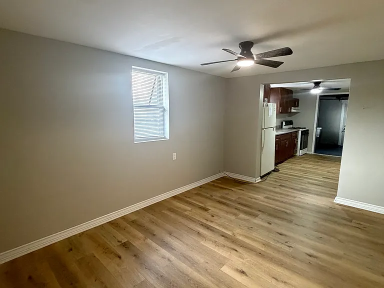 4912 Melville Ave #1LOWER — Photo 5