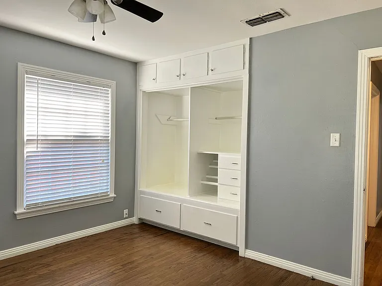 1225 San Antonio St — Photo 18