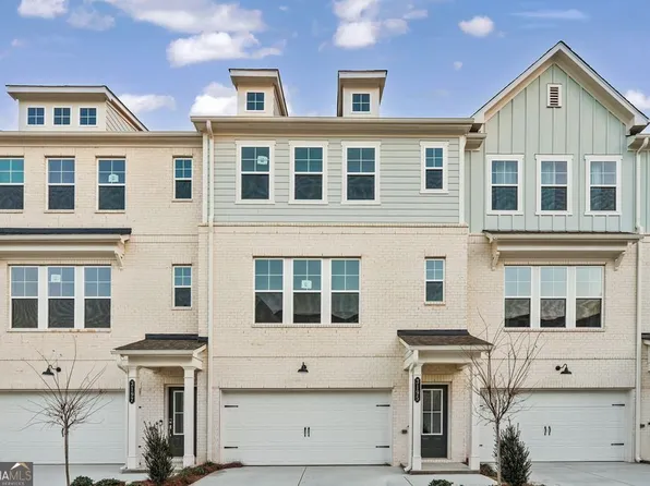 3195 Eastham Run Dr, Dacula, GA 30019