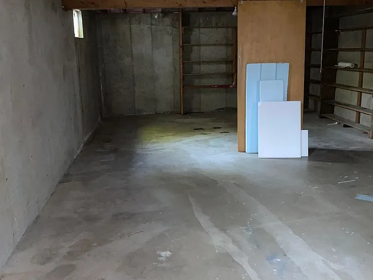 2608 Cardinal Dr — Photo 16