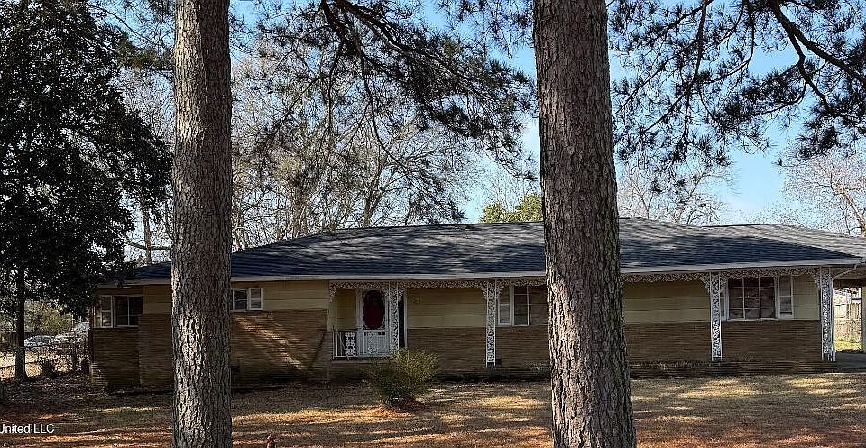 1st image of 4407 Sunset Dr