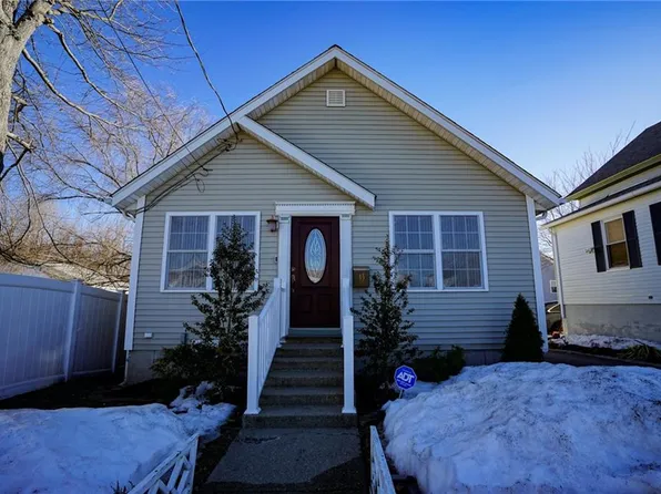 45 Leo Ave, Providence, RI 02904