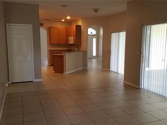 3rd image of 2721 Star Grass Cir