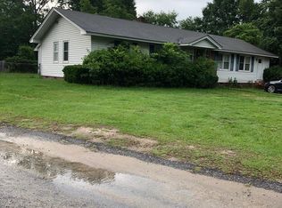 415 Sanders Dr, Sumter, SC 29150