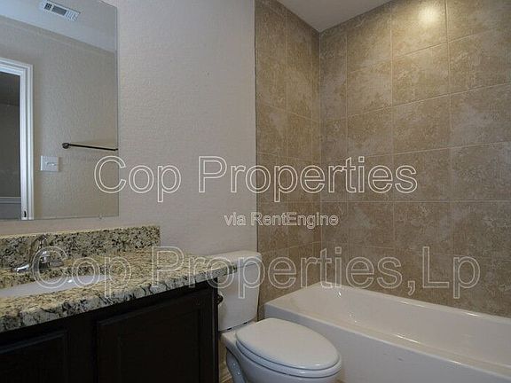4th image of 6610 Arancione Ave Unit 102
