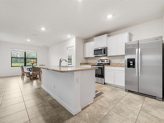 4th image of 6295 NW Regent Street