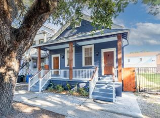 2809 Banks St, New Orleans, LA 70119