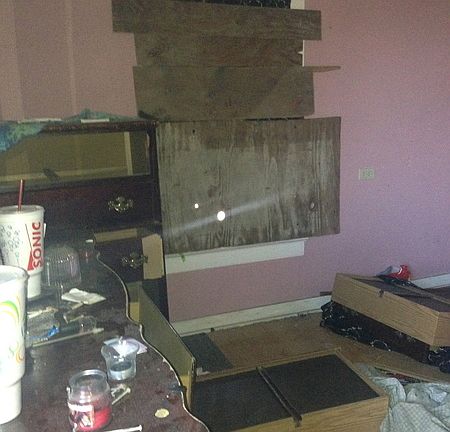 3rd image of 1651 Amanda St