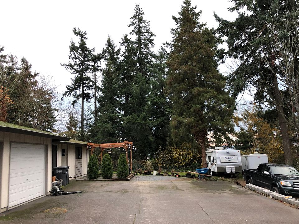 1st image of 10710 48th St E #B