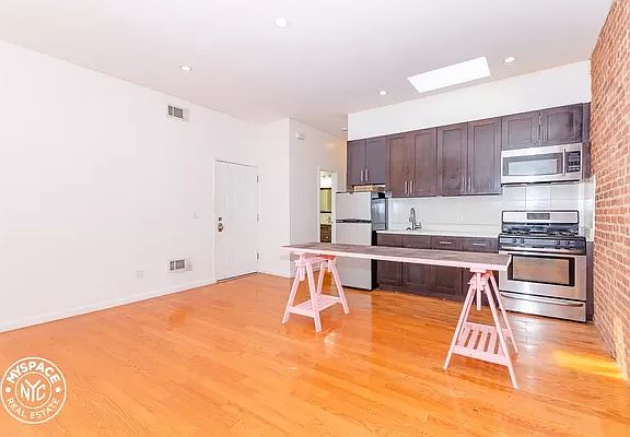 3rd image of 212 Rogers Ave Floor 3