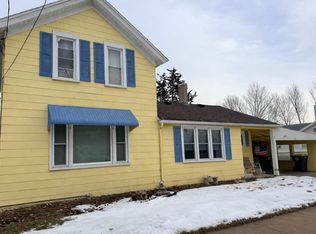 619 E Main St, Caledonia, MN 55921