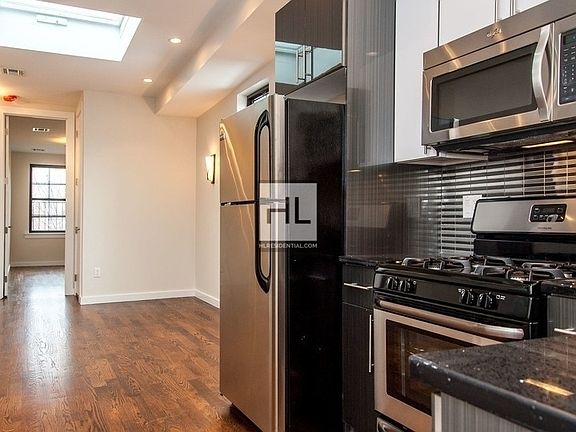 2nd image of 24 Richardson St #2RR