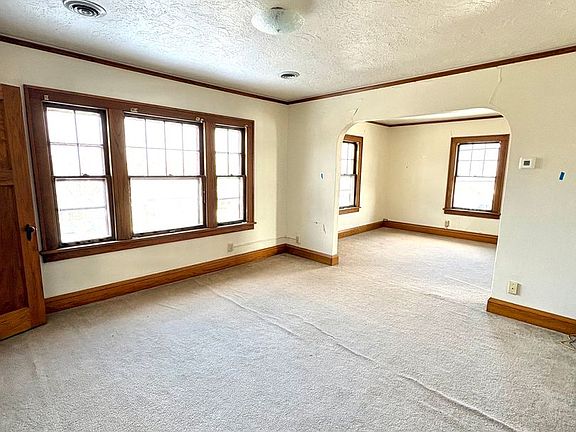 2nd image of 411 28th Ave SW #6