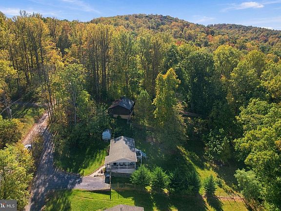 2nd image of 385 Freeze Rd