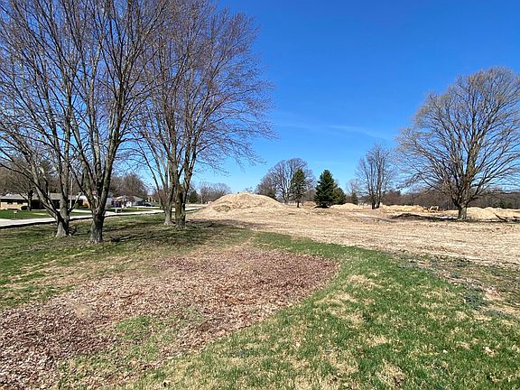 4th image of 3485 Lake Michigan Dr NW #1