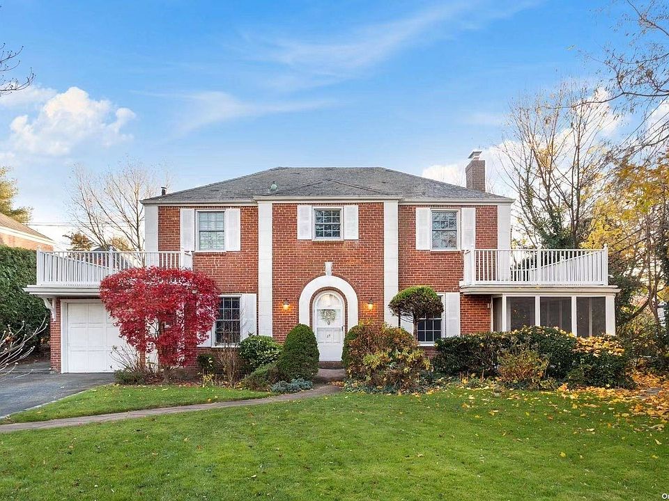 114 Country Club Drive, Manhasset, NY 11030 Zillow