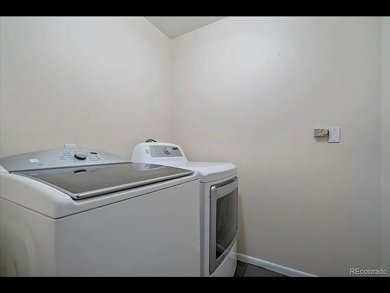14216 E 1st Dr #B9 — Photo 11