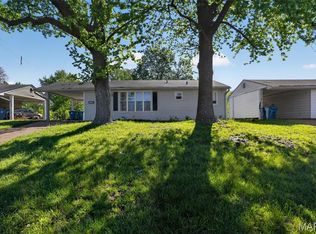 10028 Dellridge Ln, Saint Louis, MO 63136