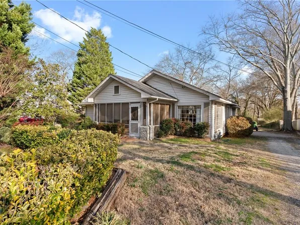 1360 Roswell St SE, Smyrna, GA 30080