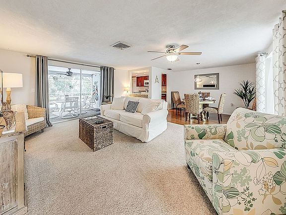 2nd image of 3361 Kenmore Dr
