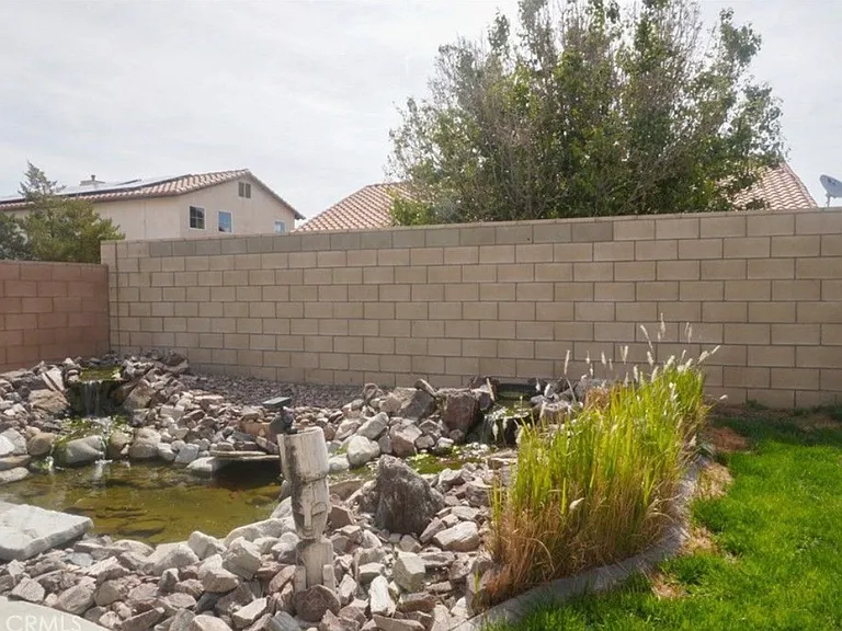 12661 Shorewood Ln — Photo 16