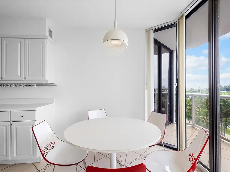 3598 Yacht Club Dr #601 — Photo 15
